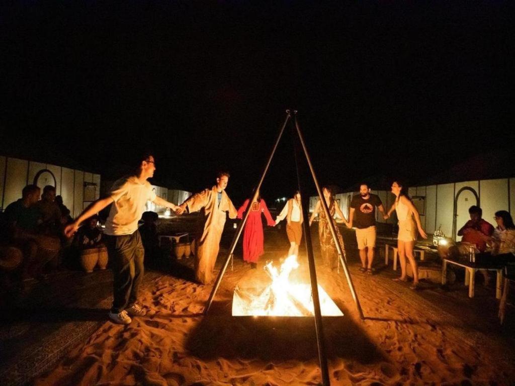 Best Desert Luxury Camp Мерзуга Экстерьер фото
